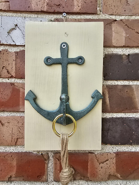 Green Anchor for plants / Accessories holder